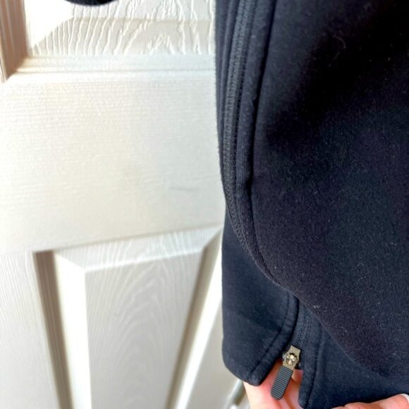 Lululemon Jacket - Picture 3 of 9